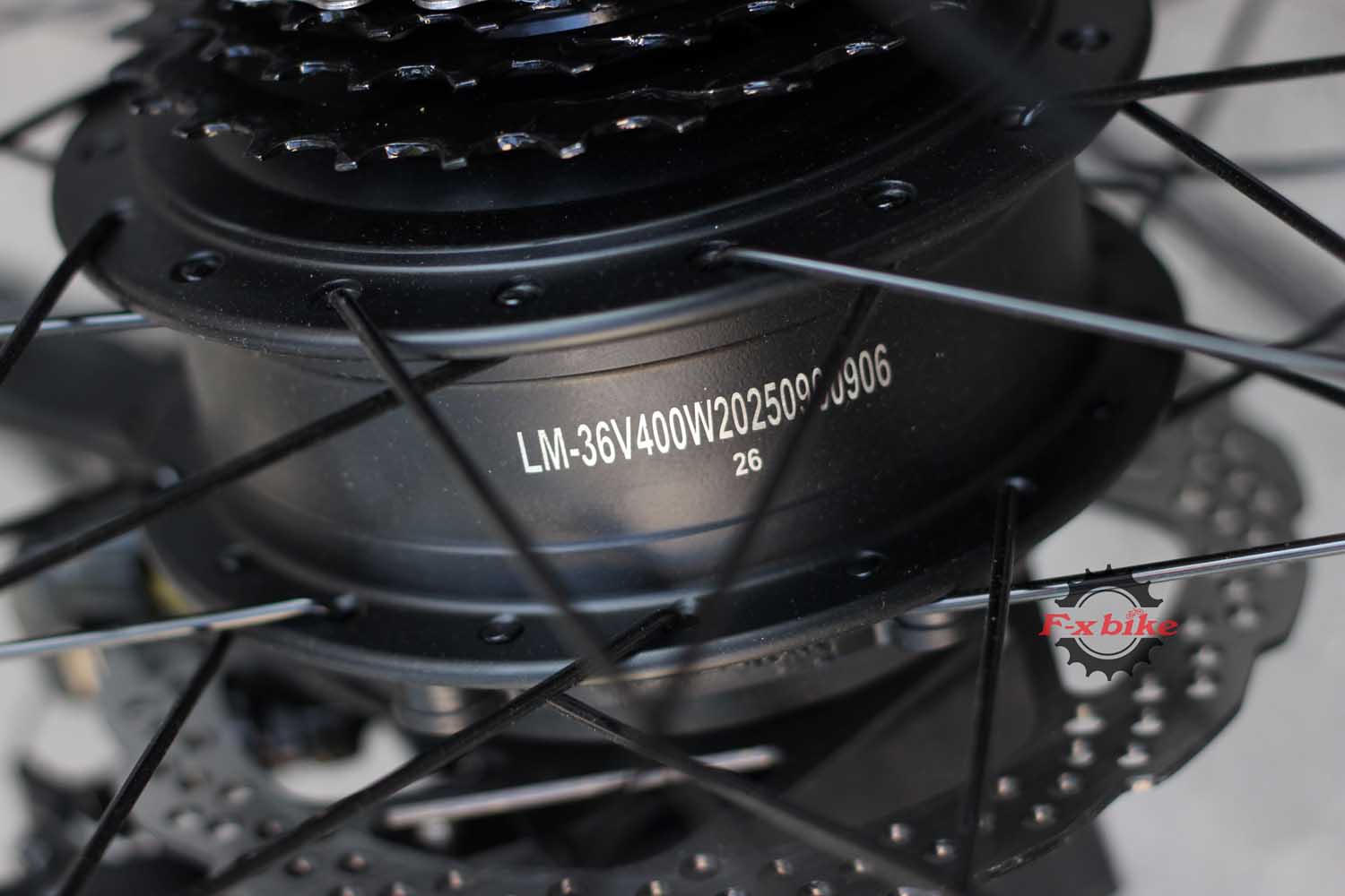 Động cơ mạnh mẽ 36V 400W, tốc độ tối đa tới 40km/h